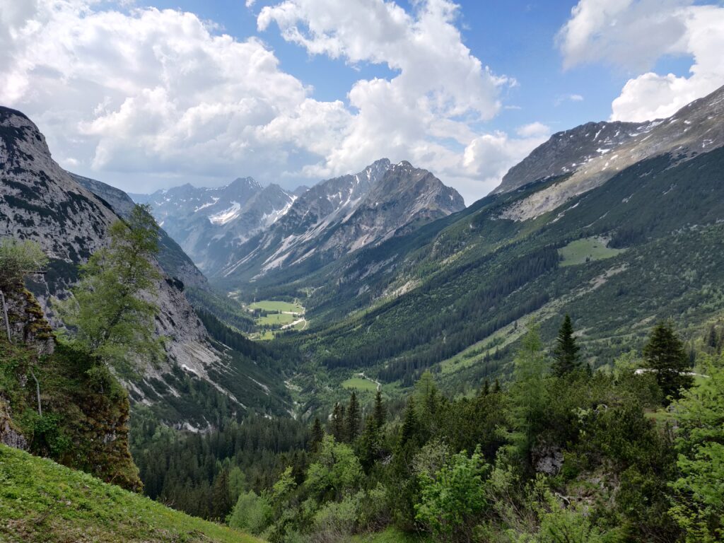 Blick zurück ins Karwendeltal